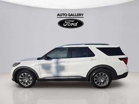 New 2026 Ford Explorer Platinum RWD image 8