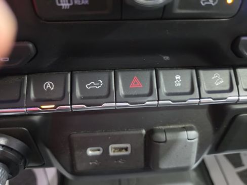 Used 2022 Chevrolet Silverado 1500 RST AWD/4WD image 22