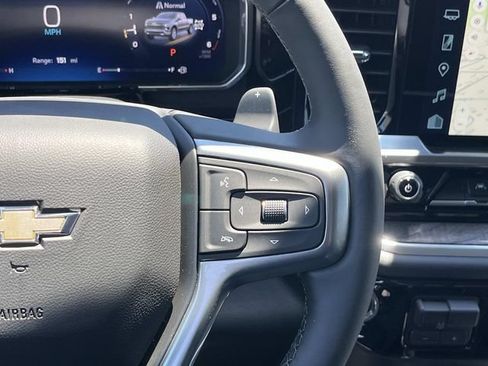 New 2026 Chevrolet Silverado 1500 LTZ w/ LTZ Premium Package AWD/4WD image 18