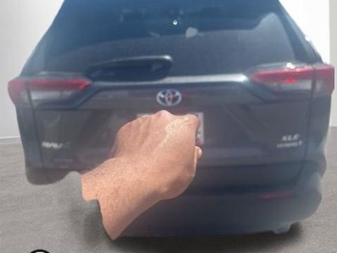 Used 2024 Toyota RAV4 XLE AWD/4WD image 5