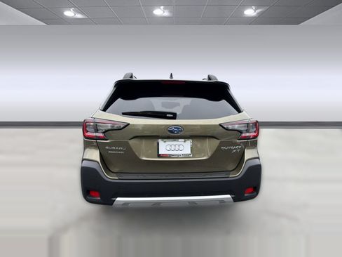 Used 2024 Subaru Outback Limited XT AWD/4WD image 10
