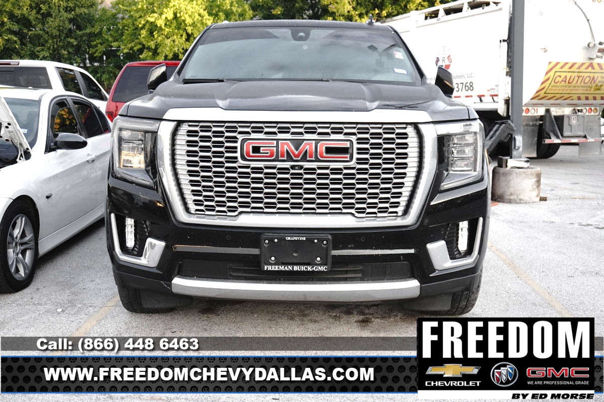 Used 2022 GMC Yukon Denali AWD/4WD image 2