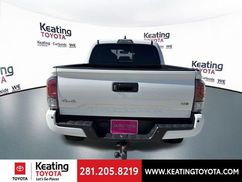 Used 2021 Toyota Tacoma Limited AWD/4WD image 6