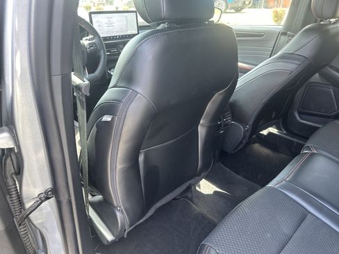 Used 2024 Ford Escape ST-Line w/ Tech Pack #1 image 18