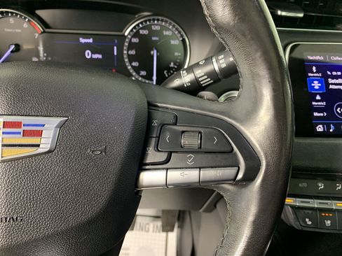 Used 2020 Cadillac XT4 Premium Luxury w/ Enhanced Visibility Package AWD/4WD image 19