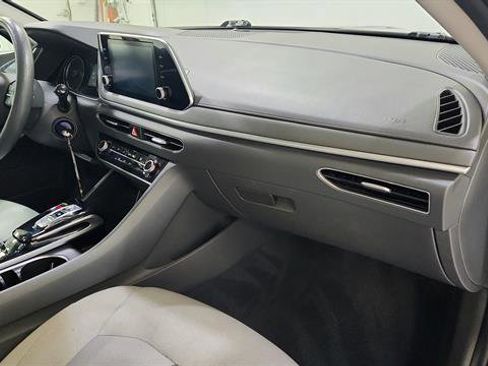Used 2022 Hyundai Sonata SE image 22
