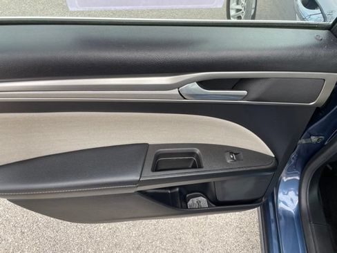 Used 2018 Ford Fusion S FWD image 53