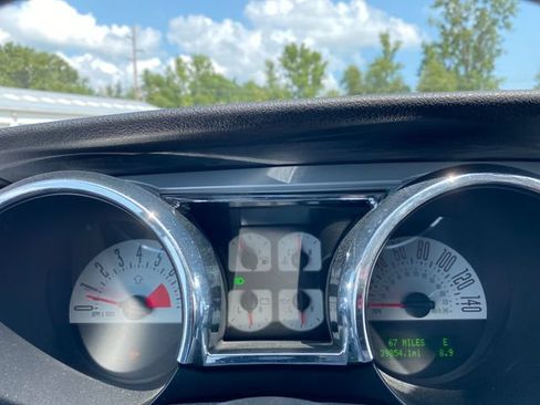 Used 2008 Ford Mustang GT Premium RWD image 25