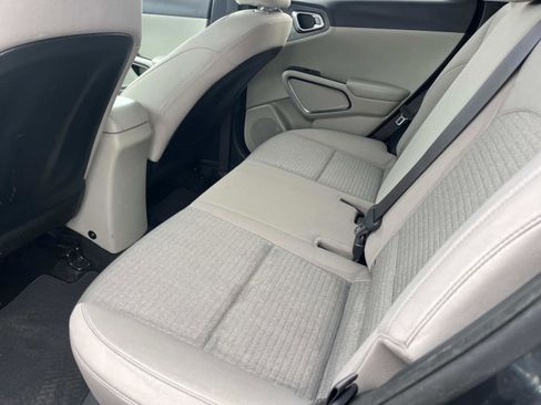 Used 2020 Kia Soul S image 18