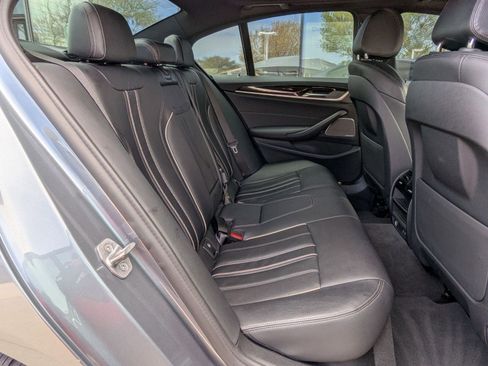 Used 2021 BMW 540i xDrive 540i xDrive image 23