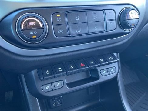 Used 2021 Chevrolet Colorado ZR2 w/ Colorado ZR2 Bison Edition image 47