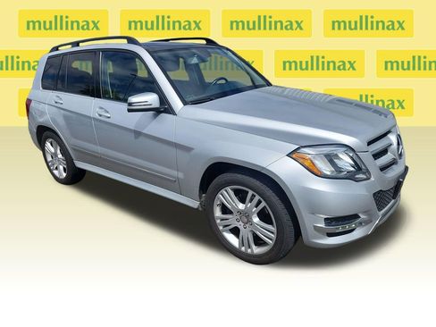 Used 2014 Mercedes-Benz GLK 350 4MATIC image 1