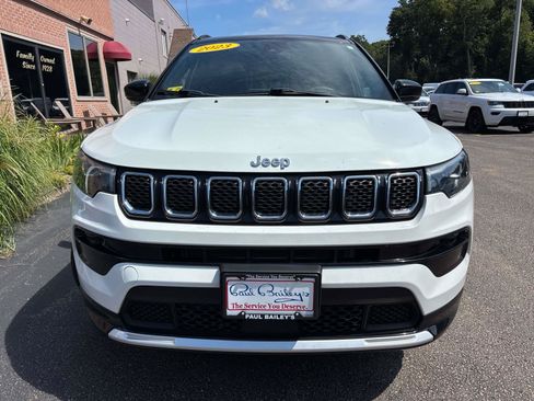 Used 2023 Jeep Compass Limited w/ Elite Group AWD/4WD image 2