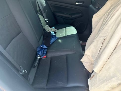 Used 2020 Nissan Altima 2.5 SR FWD image 14
