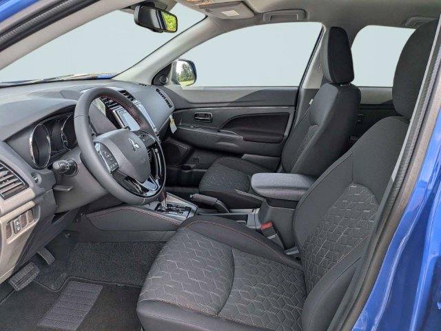 New 2027 Mitsubishi Outlander Sport LE FWD image 18