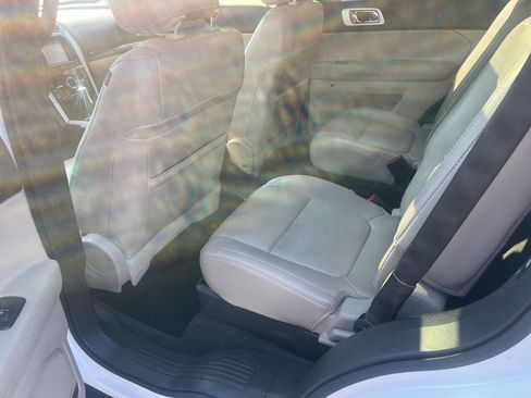 Used 2015 Ford Explorer Limited w/ Equipment Group 302A image 32