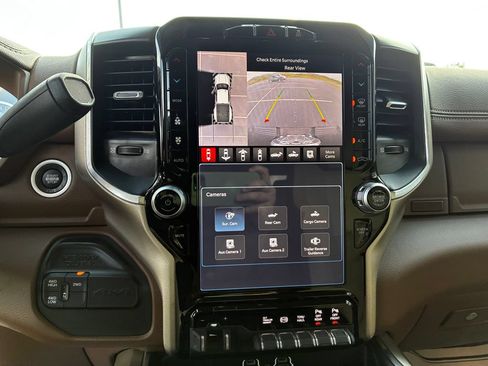 Used 2023 RAM 3500 Laramie AWD/4WD image 14