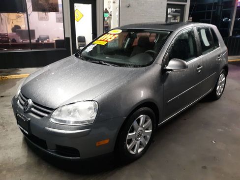 Used 2008 Volkswagen Rabbit 4-Door image 6