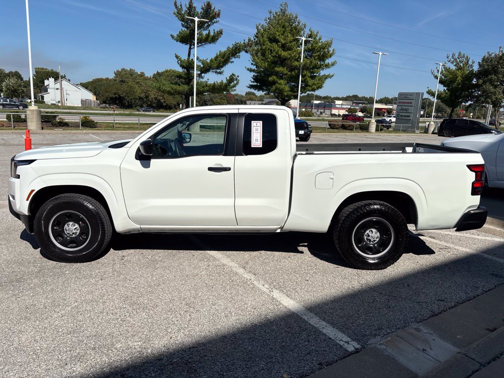 Used 2024 Nissan Frontier S RWD image 5