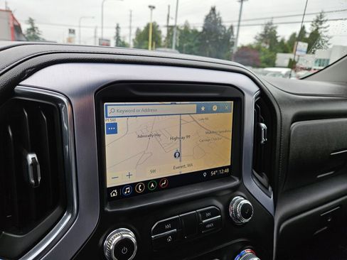 Used 2019 GMC Sierra 1500 SLT w/ SLT Premium Plus Package AWD/4WD image 25