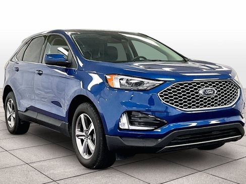 Certified 2024 Ford Edge SEL w/ Convenience Package image 2