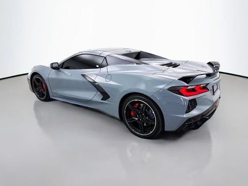 Used 2024 Chevrolet Corvette Stingray Premium Conv w/ Z51 Performance Package RWD image 5