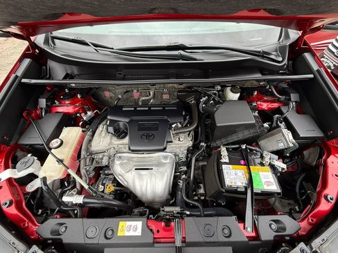 Used 2017 Toyota RAV4 XLE FWD image 35