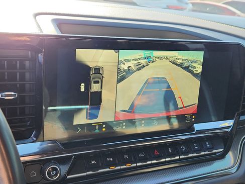 Used 2023 Chevrolet Silverado 1500 ZR2 w/ Technology Package image 15