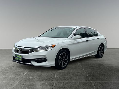 Used 2017 Honda Accord EX-L image 3