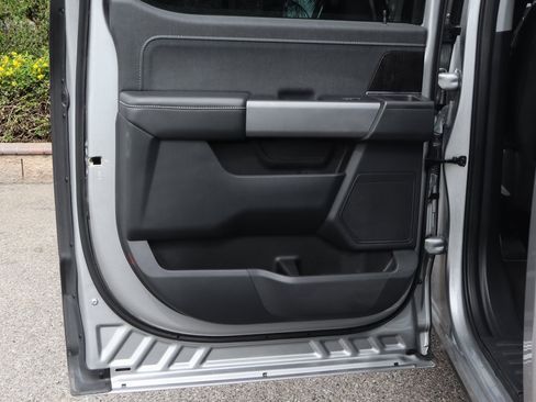 Used 2022 Ford F150 Lariat image 41