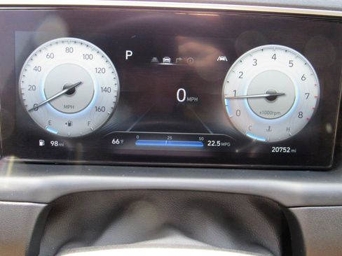 Used 2023 Hyundai Santa Cruz SEL Premium w/ Tow & Go Package AWD/4WD image 25