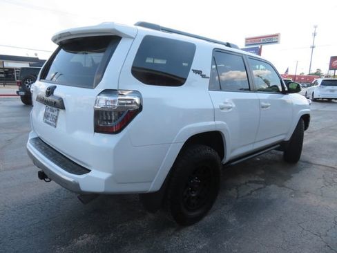 Used 2024 Toyota 4Runner TRD Off-Road image 5