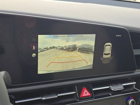New 2026 Kia Niro EX image 27