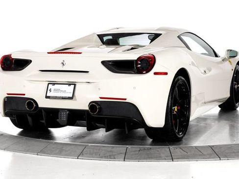 Used 2016 Ferrari 488 Spider RWD image 12