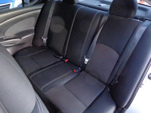 Used 2014 Nissan Versa SV w/ Convenience Package image 30