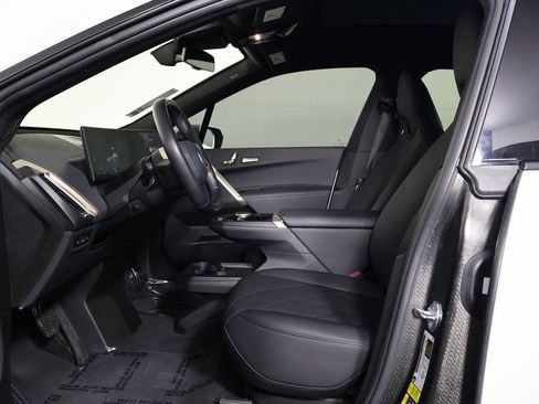 Used 2024 BMW iX xDrive50 w/ Sport Package image 10