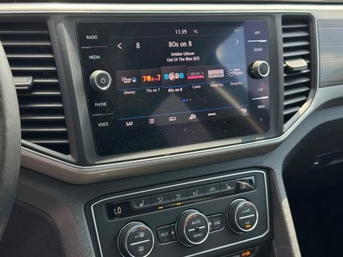 Used 2019 Volkswagen Atlas SE FWD image 16