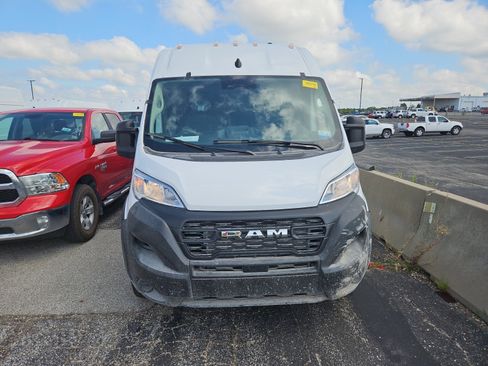 Used 2025 RAM ProMaster 2500 w/ Power Group image 3