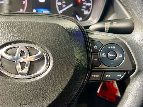 Used 2024 Toyota Corolla LE image 19