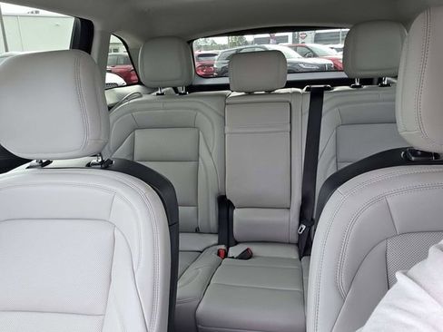 New 2026 Lincoln Nautilus Premier w/ Equipment Group 102A image 15