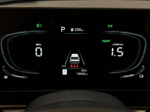 Used 2023 Kia Sportage EX image 13