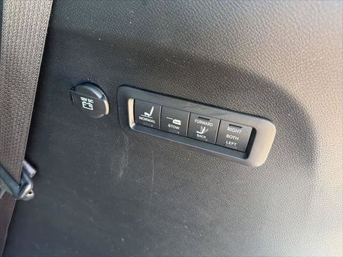 Certified 2021 Chrysler Pacifica Limited w/ Premium & Safety Sphere Group AWD/4WD image 19