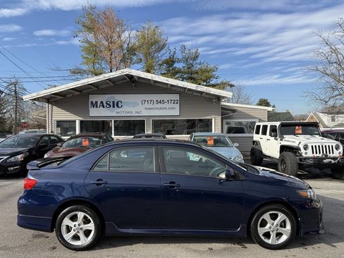 Used 2012 Toyota Corolla S image 3