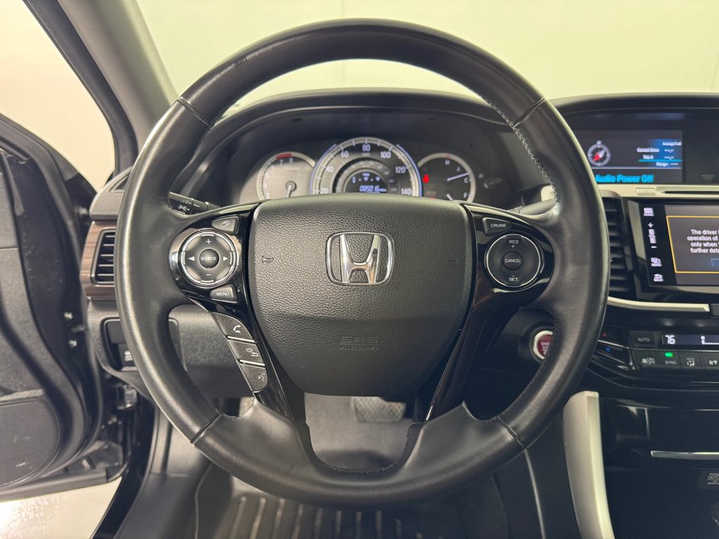 Used 2017 Honda Accord EX-L image 13