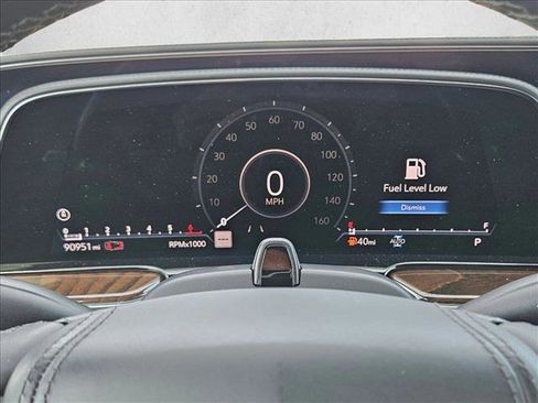 Used 2021 Cadillac Escalade ESV Premium Luxury Platinum image 10