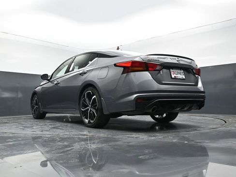 Used 2025 Nissan Altima 2.5 SR image 51