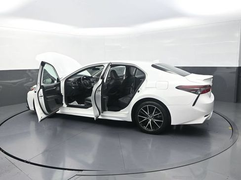 Certified 2024 Toyota Camry SE FWD image 42