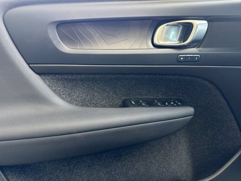 Certified 2023 Volvo C40 P8 Recharge Plus AWD/4WD image 10