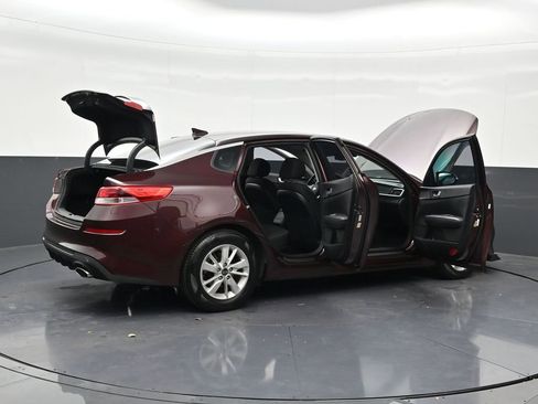 Used 2019 Kia Optima LX image 31