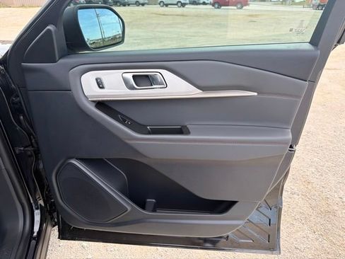 New 2026 Ford Explorer Active w/ Active Comfort Package AWD/4WD image 22